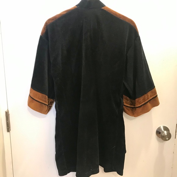 Vintage Pierre Cardin Velour Mid-Thigh length robe - Picture 2 of 3